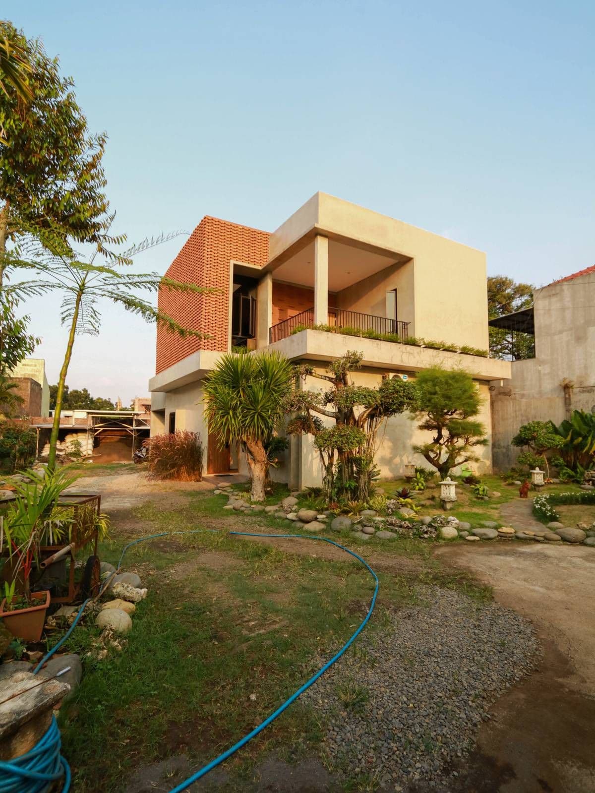 AG House