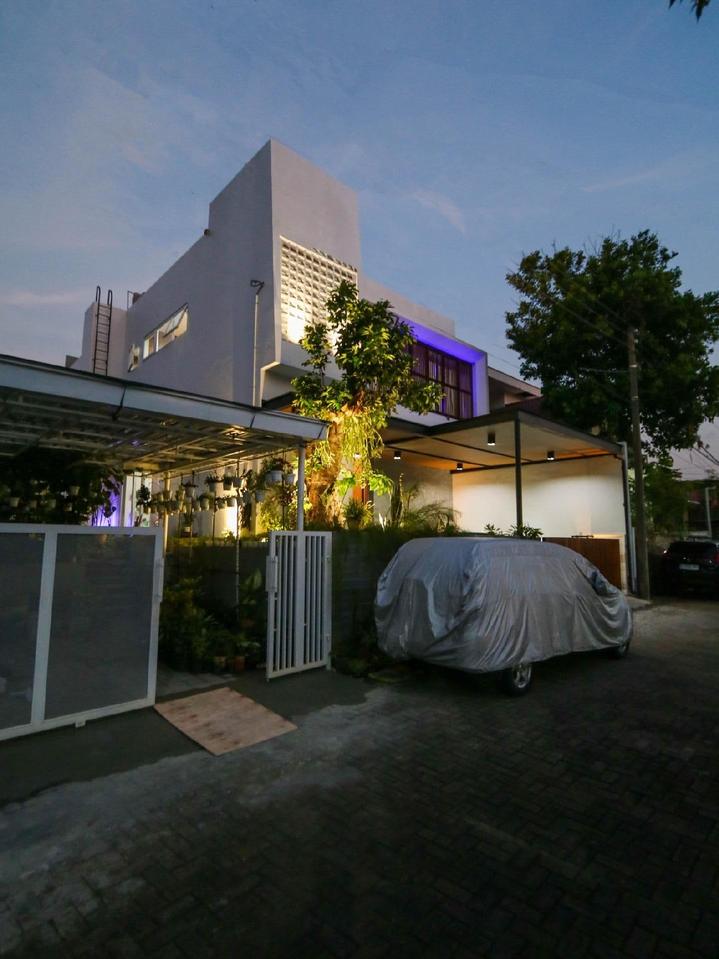 M House Banyumanik