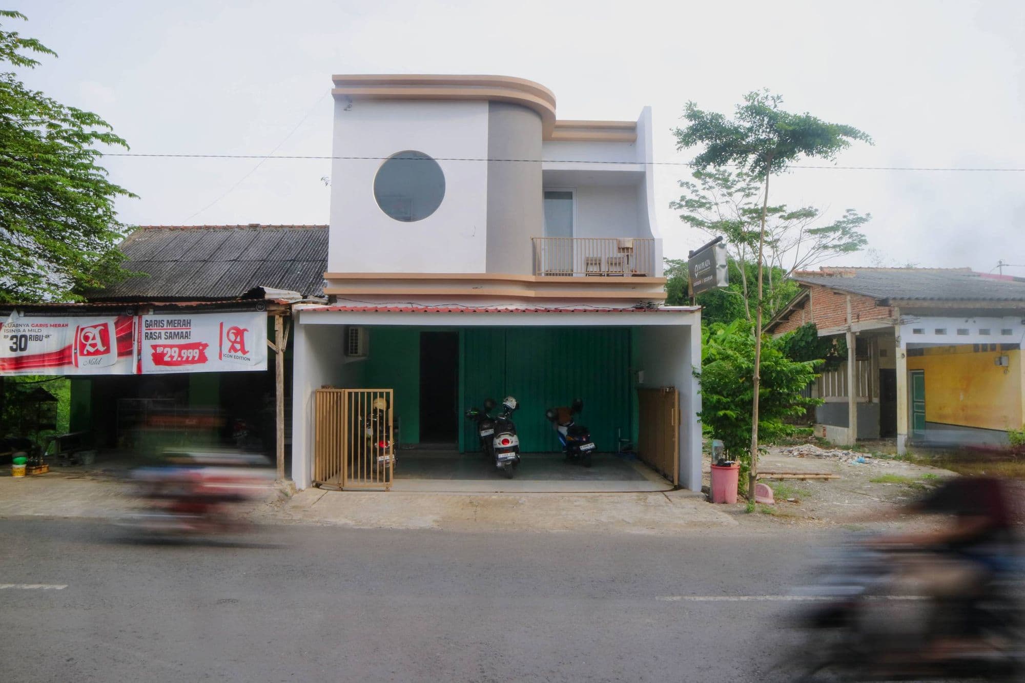 NU Plaza